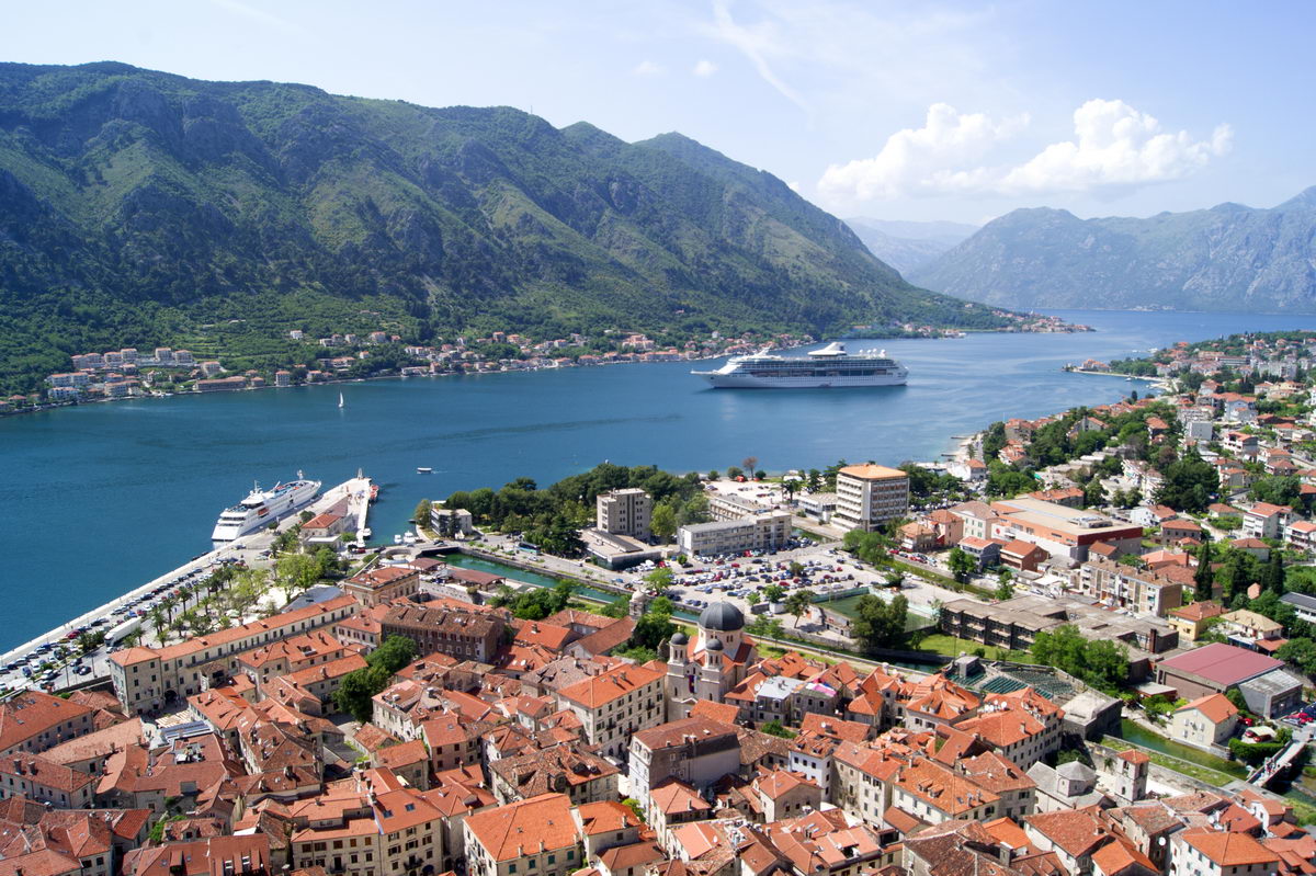 Organize your full-day trip from Kotor with Montenegro Tours for an unforgettable experience